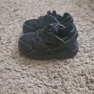 Unisex Nike's Huarache